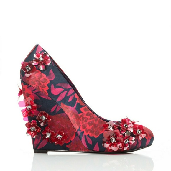 Tory Burch Shoes - **SOLD**Tory Burch Elmira Pixie Floral Print Wedge